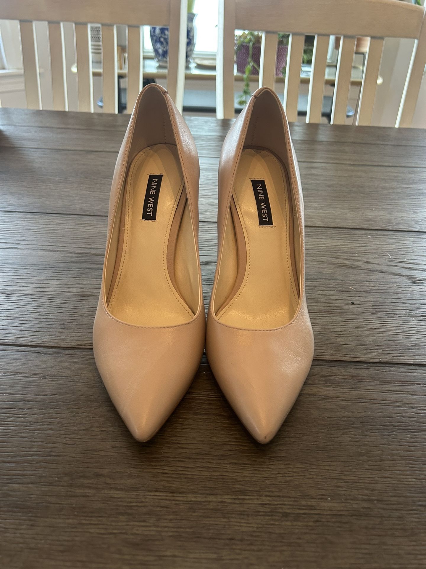 Nine West women heels size 7.5