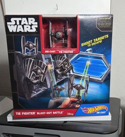 Hot Wheels Star Wars Tie Fighter Blast Out Battle Play Set