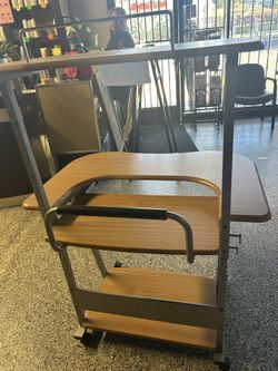 Escritorio en buenas condiciones