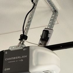 Garage Door Opener 