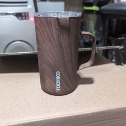 Corkcicle 22oz Mug
