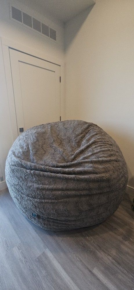 Lovesac "Supersac" + Cover - 2 Years Old