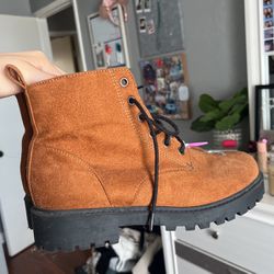 Snow Boots (brown) 
