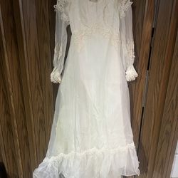 Vintage Homemade Wedding Dress, Headpiece, and Vail . Been in Storage for over 30 Years . Needs a Little TLC . 