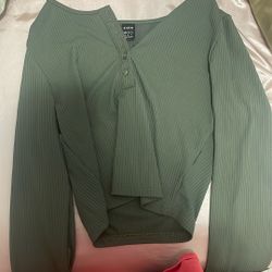 cropped fitted shirt