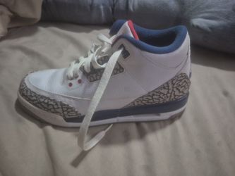 Jordan retro 3 used excellent condition boys 6y  120$$obo