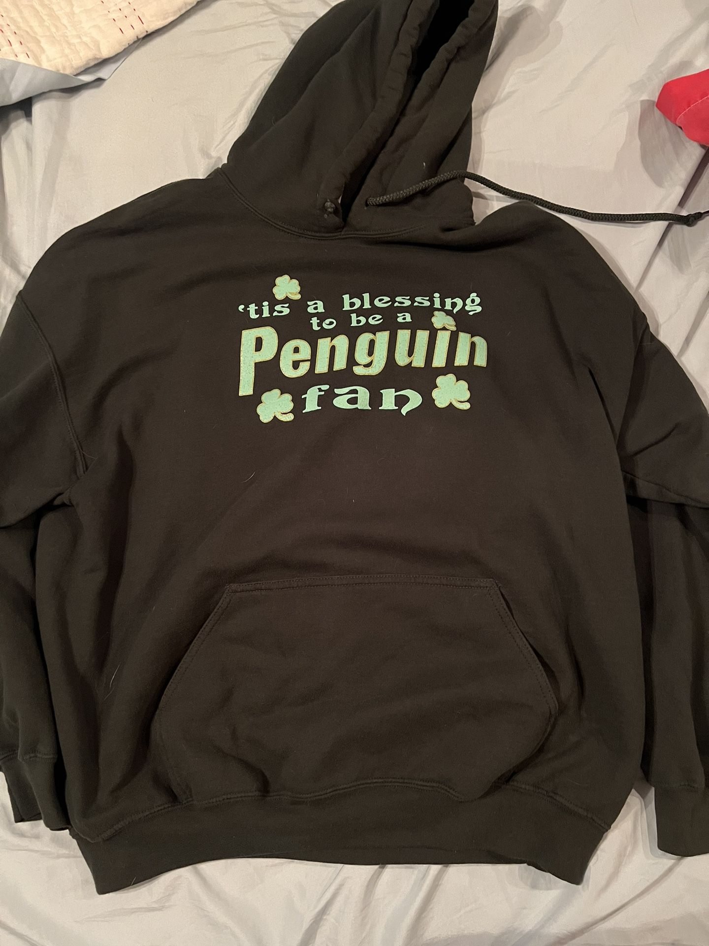 Dark Green Penguins blessings Shamrock Sweatshirt. Size 2XL