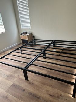 King metal bed frame