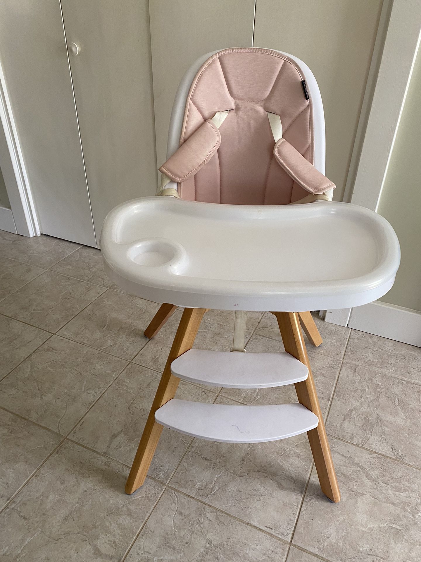 High chair Baby Girl