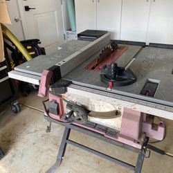 Skill Table Saw With Stand 