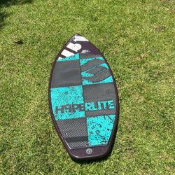 Wakes surfboard