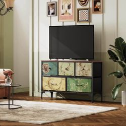 Floral Painted Dresser With 5 Drawers