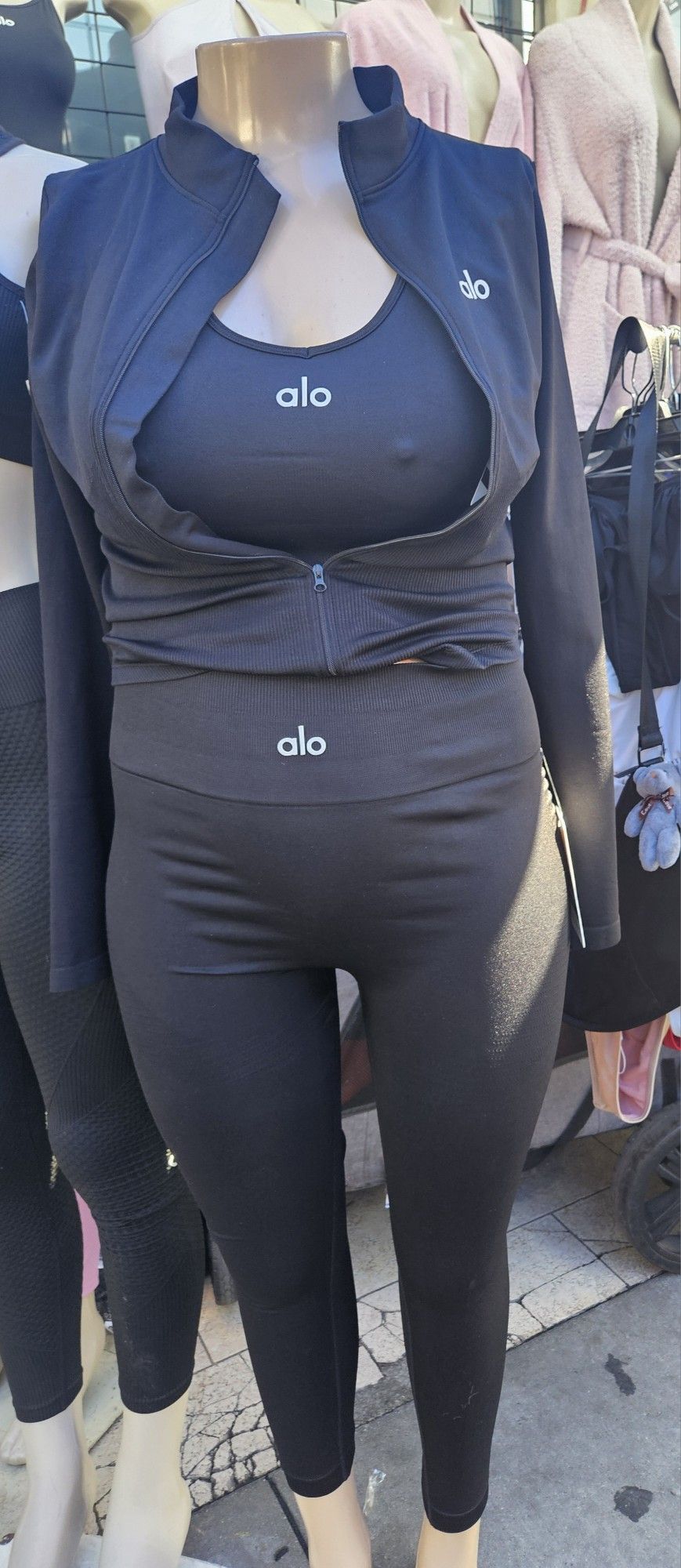 New ALO LEGGINGS SIZES S M,L