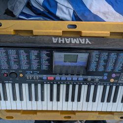 Yamaha Keyboard 