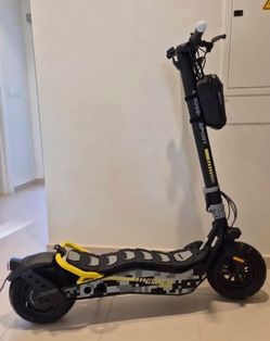 Ducati Scrambler Cross E SPORT
Scooter