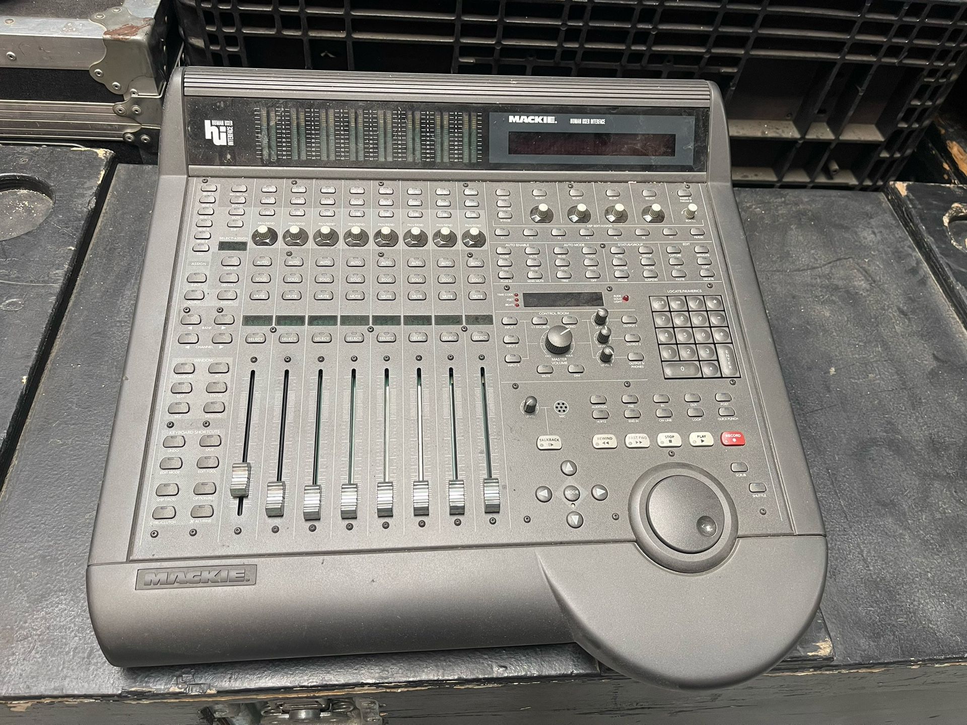 Mackie Sound Console- Human User Interface