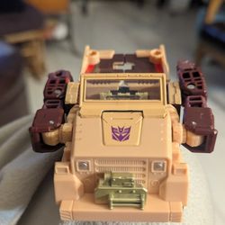 Transformers Legacy Evolution Deluxe Class DETRITUS