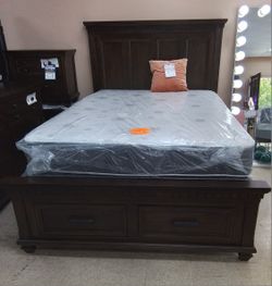 New Bed Frame Queen Size Bed Sample Flor Only $480 Cash