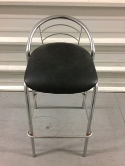 Bar stool chairs (2 chairs)