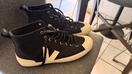 VEJA WATA II CANVAS BLACK PIERRE