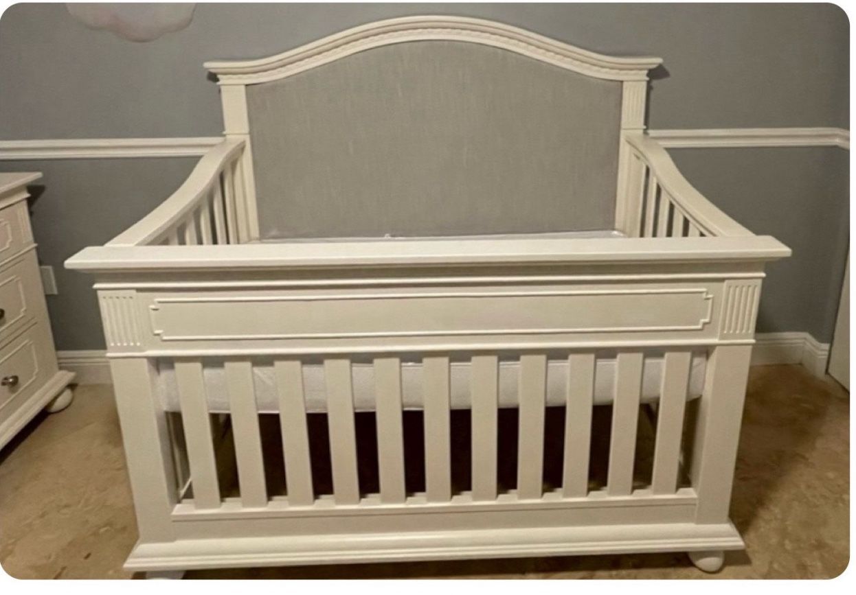 Cuna / Cama Full - Crib/ Full bed