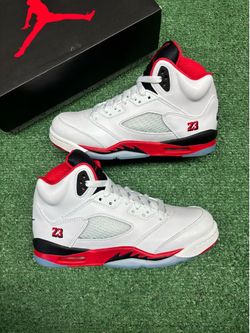JORDAN 5 FIRE RED BLACK TONGUE 2025 SIZE 7Y