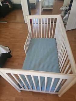 Babyletto 4 in 1 convertible crib