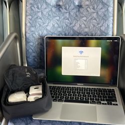 2022 Apple MacBook Air 
