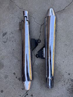 Triumph Bonneville mufflers
