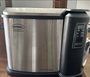 Masterbuilt Butterball XXL 1650W Digital Electric 22 lb Turkey Fryer