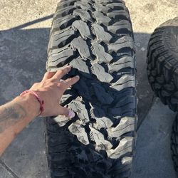 37s mud tires