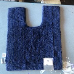 Navy Wamsutta Bath Rug Ultra Fine 20x24 NWT