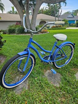 Huffy Cranbrook Women's Beach Cruiser Bike