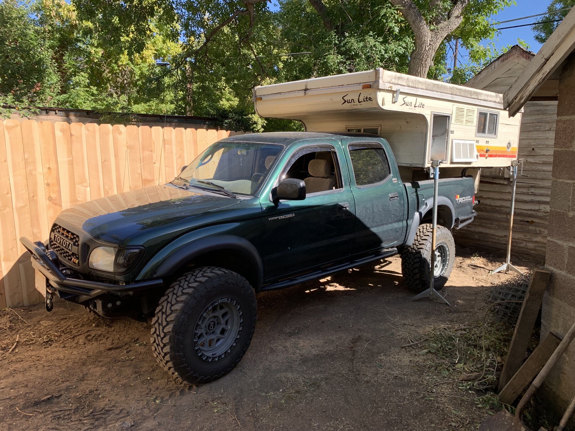 1984 SunLite Slide-in Pop-up Camper