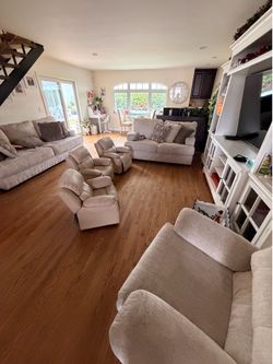 Living room set with entertainment center