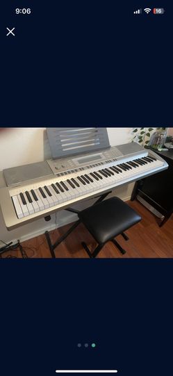 Casio WK-200 Keyboard