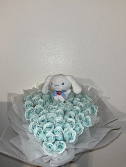 Graduation Special: Cinnamoroll Bouquet Lights Up - Forever roses (Soap roses)