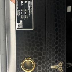What The Kobe 8, Size 8 (DS)