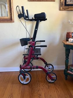 Upright Walker adjusts to any size