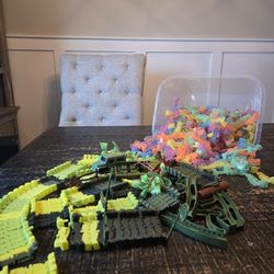 Flexible Racetrack Sets For Cars