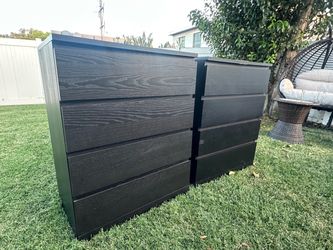 BLACK (4) DRESSER