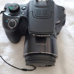 Canon PowerShot SX60 HS And Raynox Macro Lens