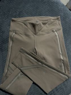 Alo Leggings