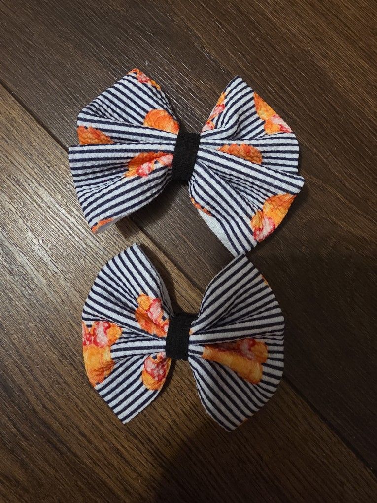 HANDMADE HAIRBOW