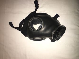 Black gas mask