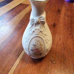 Vintage The Cameo Ribbon Fine Porcelain Vase from the Amhearst Manor Collection