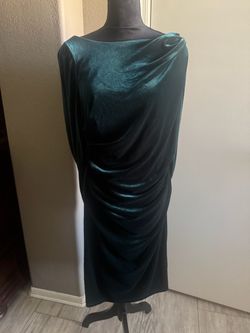 Emerald green velvet dress with draped neckline and long sleeves #formal #eveningwear Beautiful style size 14 New with tag