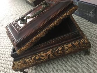 jewelry box