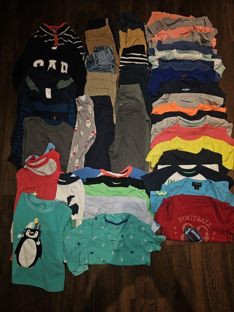 Boys Clothes Lot Size 3t 45piece