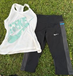 Womens small nike set